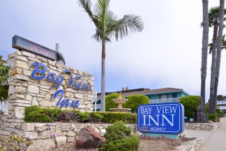 Bay View Inn - Hotel Sign